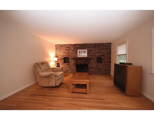 39 Brookside Dr, Hampden, MA 01036 photo 5