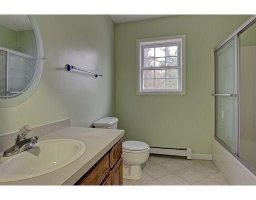 87 Fourth, Worcester, MA 01602 photo 13