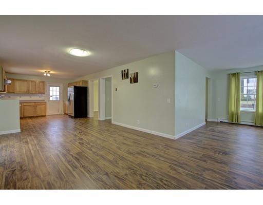 87 Fourth, Worcester, MA 01602 photo 24