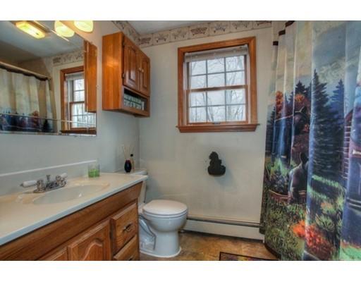 129 Sutton Rd, Webster, MA 01570 photo 16
