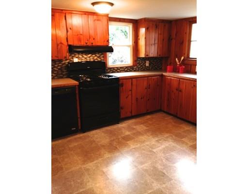 89 Judson St, Springfield, MA 01104 photo 6
