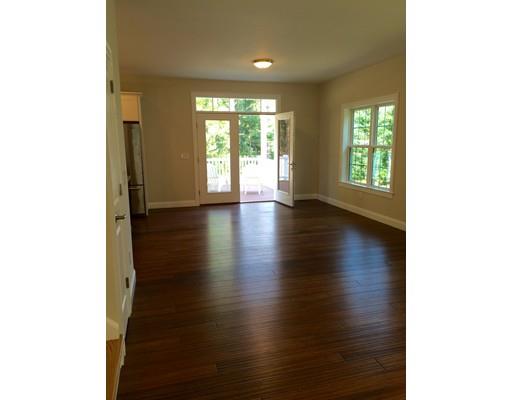1 Fox Run, Easthampton, MA 01027 photo 9