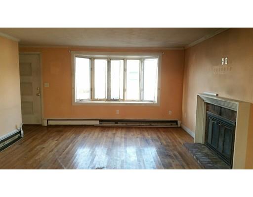 16 Broad St, Danvers, MA 01923 photo 5