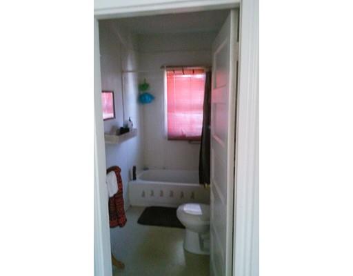 18 Bluff St, Worcester, MA 01610 photo 8