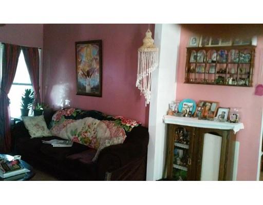 18 Bluff St, Worcester, MA 01610 photo 2