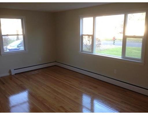 116 Forest Hills Rd, Springfield, MA 01128 photo 9