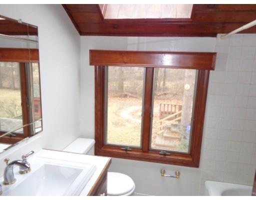 48 Donbray Rd, Springfield, MA 01119 photo 11