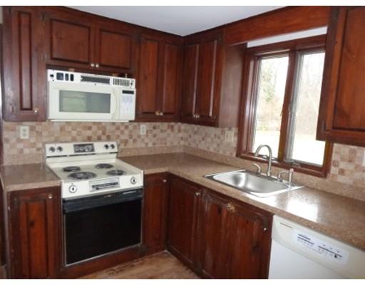 48 Donbray Rd, Springfield, MA 01119 photo 7