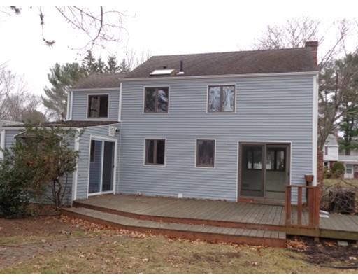 48 Donbray Rd, Springfield, MA 01119 photo 4