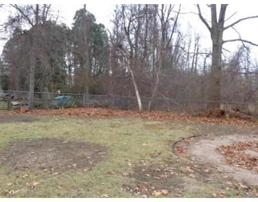 48 Donbray Rd, Springfield, MA 01119 photo 3
