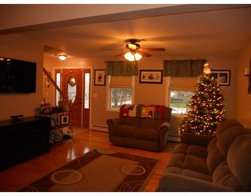 10 Leeward Rd, Fall River, MA 02720 photo 3