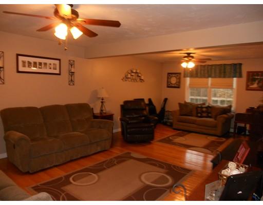 10 Leeward Rd, Fall River, MA 02720 photo 2