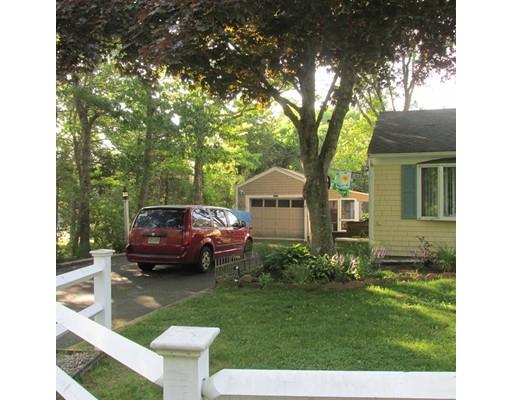 304 Shore Dr, Mashpee, MA 02649 photo 3