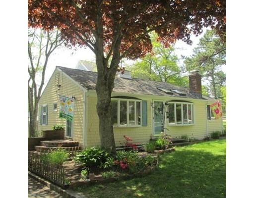 304 Shore Dr, Mashpee, MA 02649 photo 2