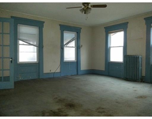 22 N Main St, Webster, MA 01570 photo 8