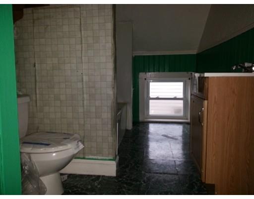 22 N Main St, Webster, MA 01570 photo 7