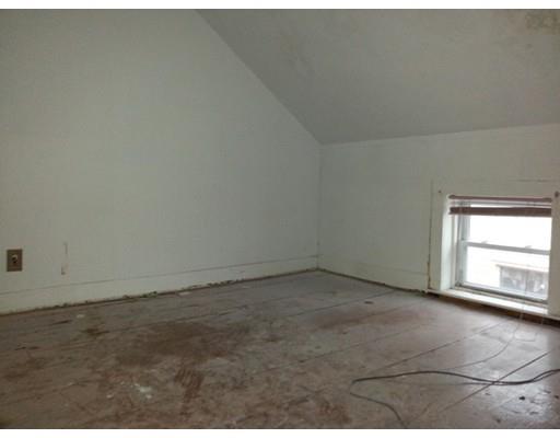 22 N Main St, Webster, MA 01570 photo 11