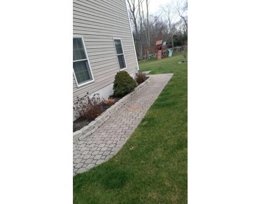 52 Old Farm Ln, Fall River, MA 02720 photo 6