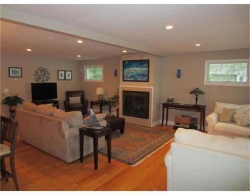 17 Beacon Rd, Webster, MA 01570 photo 10