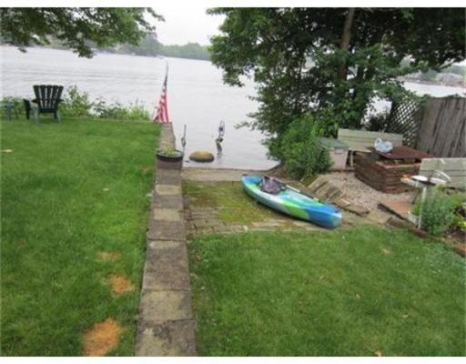 17 Beacon Rd, Webster, MA 01570 photo 5