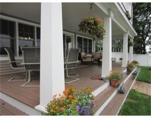 17 Beacon Rd, Webster, MA 01570 photo 3