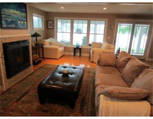 17 Beacon Rd, Webster, MA 01570 photo 11