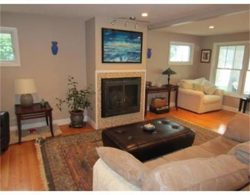 17 Beacon Rd, Webster, MA 01570 photo 9
