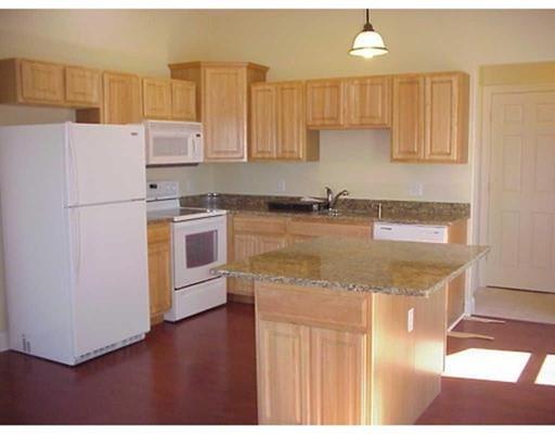 313 Durfee St #3S, Fall River, MA 02720 photo 3