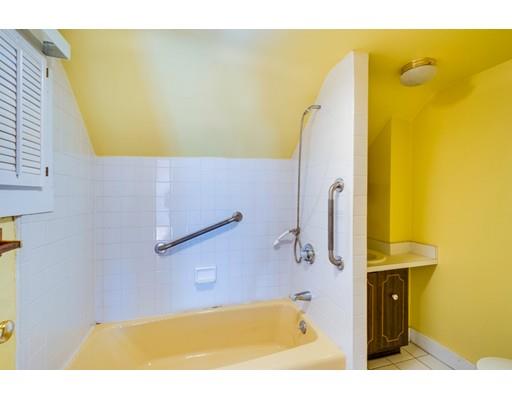 41 Warren Ave, Reading, MA 01867 photo 19