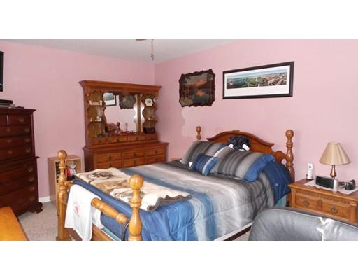 5 Robin Dr, Douglas, MA 01516 photo 11