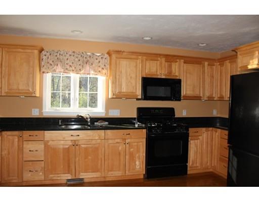 76 Highridge Rd, Bellingham, MA 02019 photo 3
