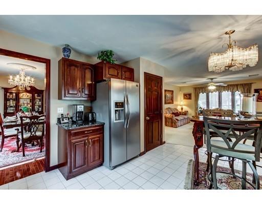 9 Wunschel Dr, Sutton, MA 01590 photo 6