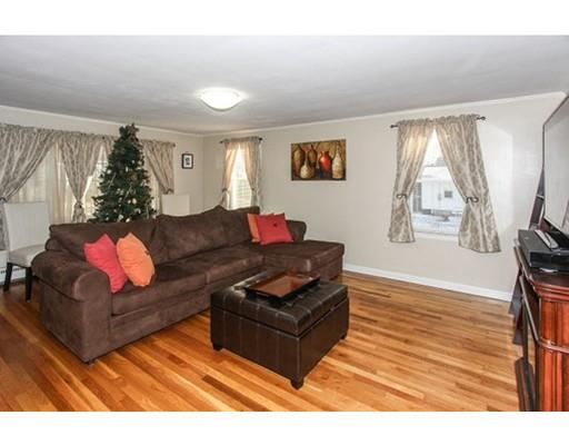 136 Kerry Dr, Springfield, MA 01118 photo 6
