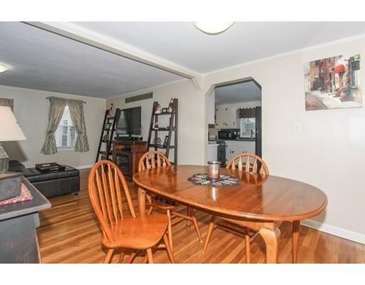 136 Kerry Dr, Springfield, MA 01118 photo 10