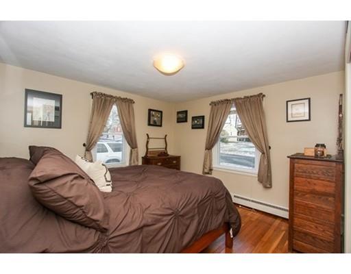136 Kerry Dr, Springfield, MA 01118 photo 18