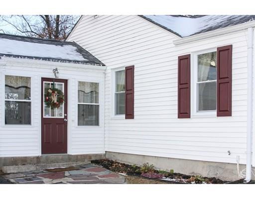 136 Kerry Dr, Springfield, MA 01118 photo 2