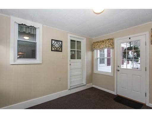 136 Kerry Dr, Springfield, MA 01118 photo 12