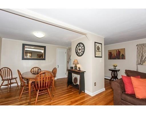 136 Kerry Dr, Springfield, MA 01118 photo 8