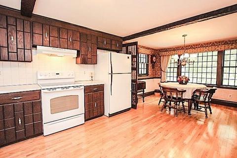 9 Oak Cir, Dover, MA 02030 photo 5