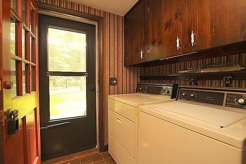 9 Oak Cir, Dover, MA 02030 photo 7