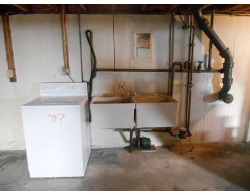 39 Wanda St, Chicopee, MA 01013 photo 15