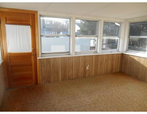 39 Wanda St, Chicopee, MA 01013 photo 17