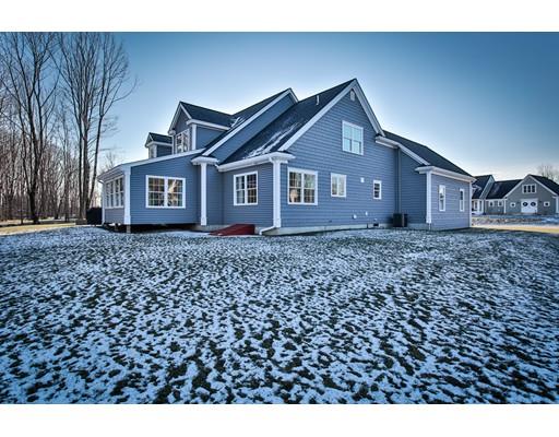 6 Winslow Dr, Atkinson, NH 03811 photo 4