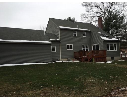 4 Beaverbrook Ln, Walpole, MA 02081 photo 3