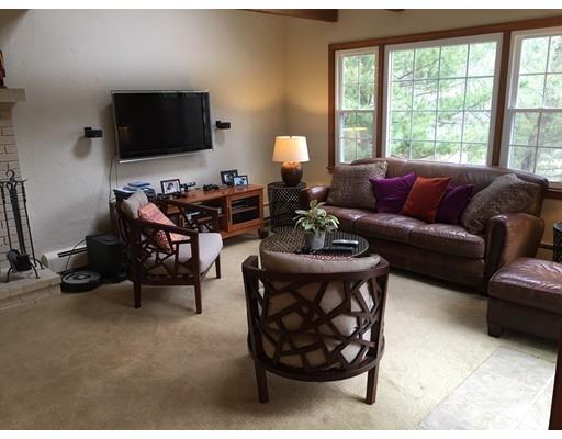 4 Beaverbrook Ln, Walpole, MA 02081 photo 7