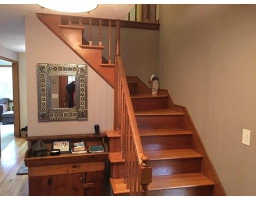 4 Beaverbrook Ln, Walpole, MA 02081 photo 5