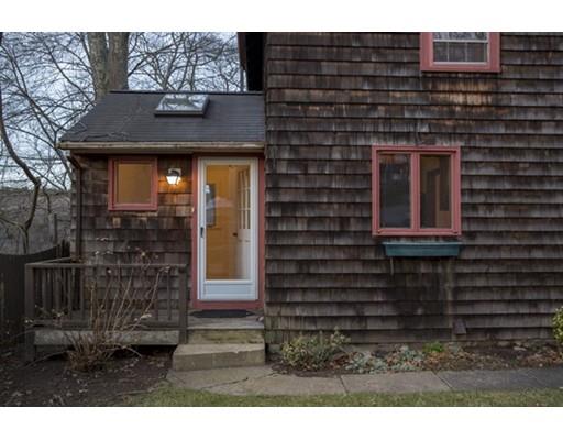 8 Old Bray St, Gloucester, MA 01930 photo 6