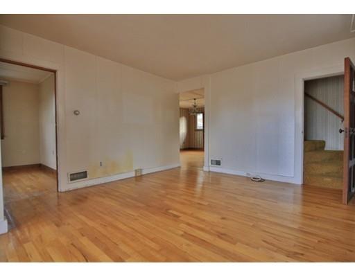 8 Old Bray St, Gloucester, MA 01930 photo 16