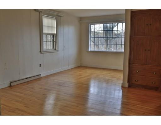 8 Old Bray St, Gloucester, MA 01930 photo 15