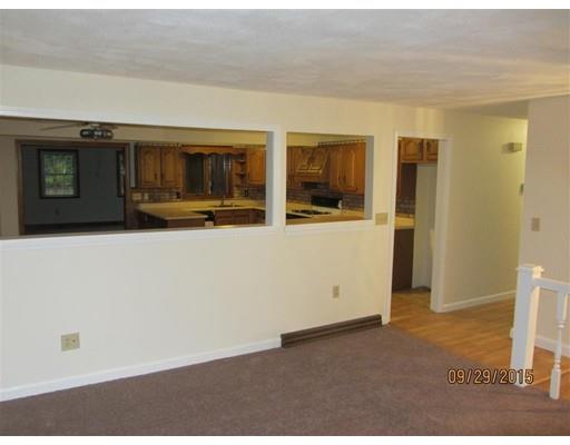 93 Ash St, Townsend, MA 01469 photo 4